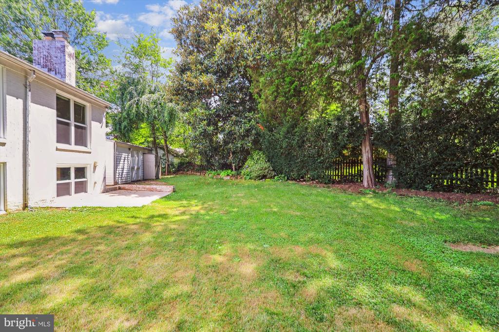 6916 SOUTHRIDGE DRIVE