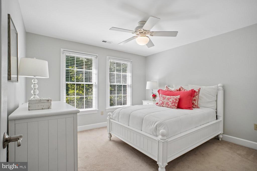 2755 OAKTON PLANTATION LANE