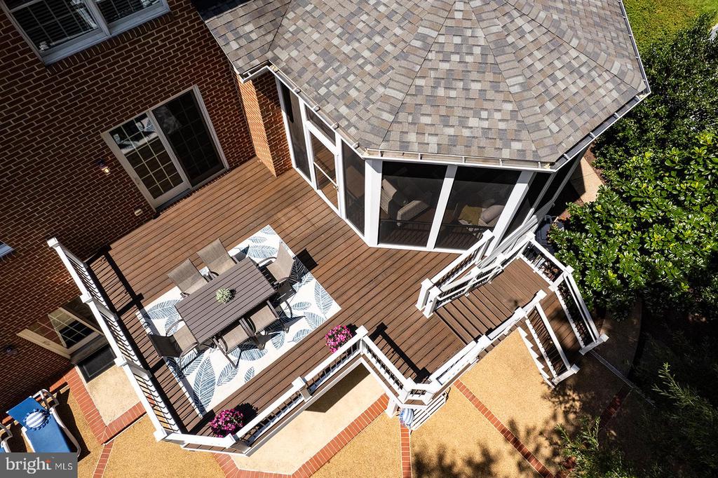 2755 OAKTON PLANTATION LANE