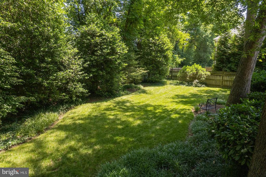 2755 OAKTON PLANTATION LANE
