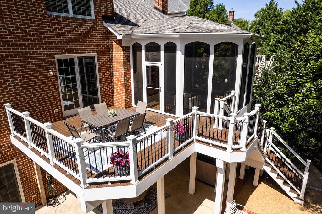 2755 OAKTON PLANTATION LANE