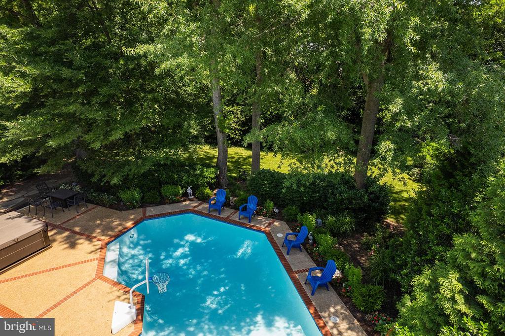 2755 OAKTON PLANTATION LANE