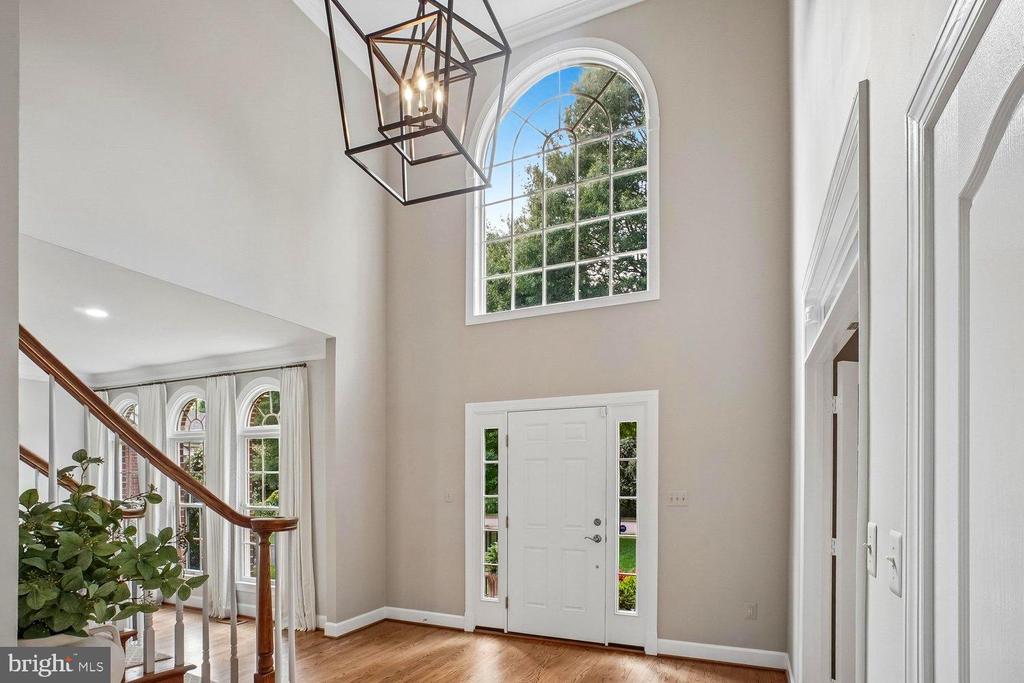 2755 OAKTON PLANTATION LANE