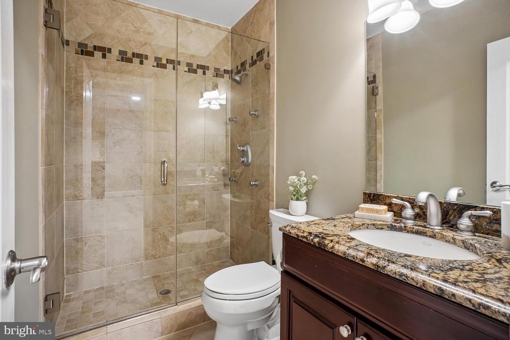 2755 OAKTON PLANTATION LANE