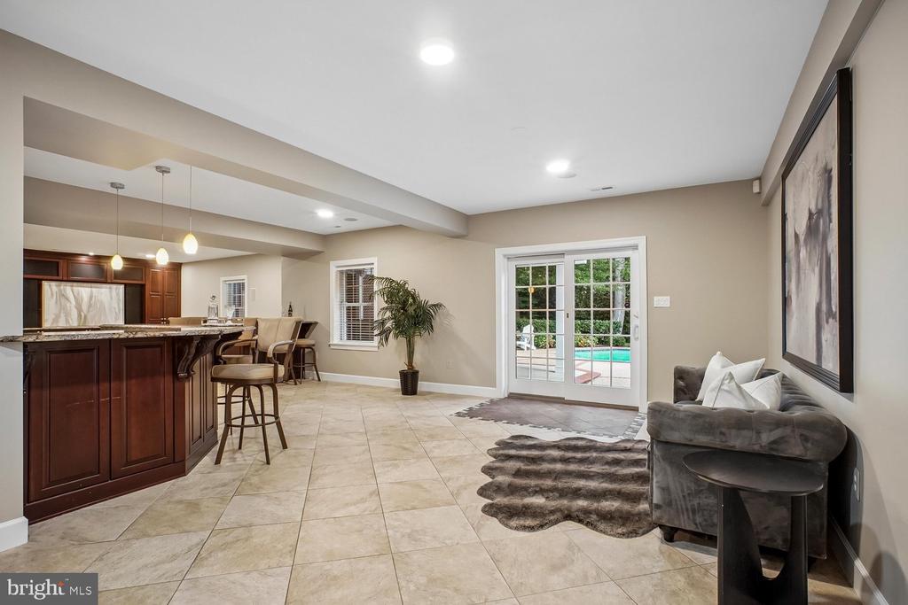 2755 OAKTON PLANTATION LANE