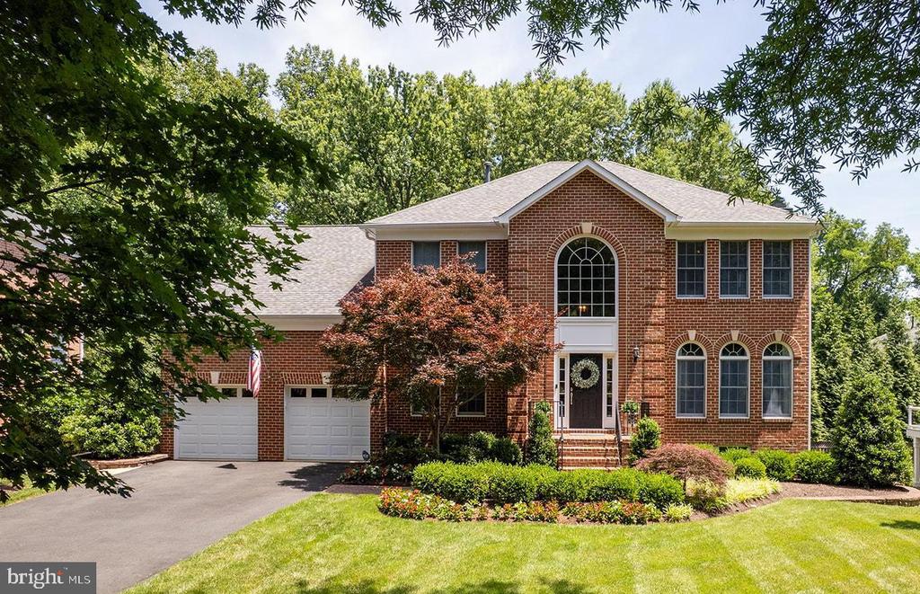 2755 OAKTON PLANTATION LANE