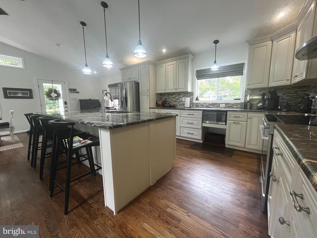 9309 ALLWOOD DRIVE