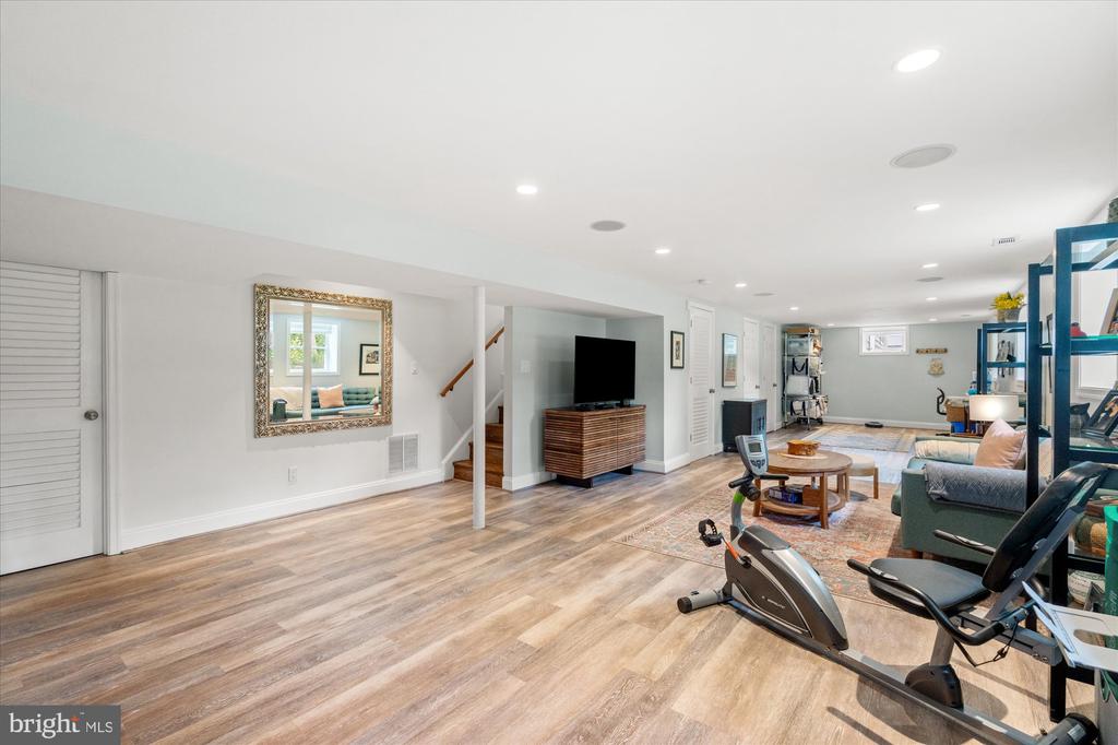 9309 ALLWOOD DRIVE