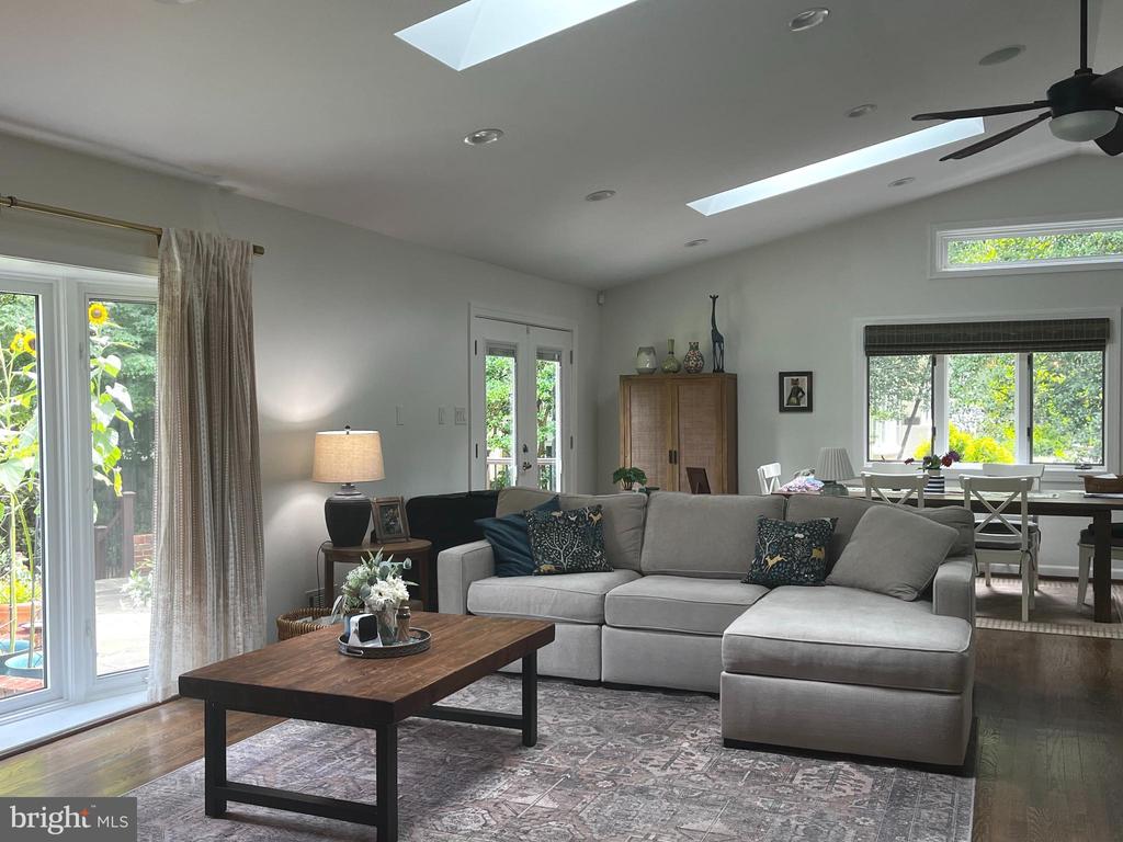 9309 ALLWOOD DRIVE