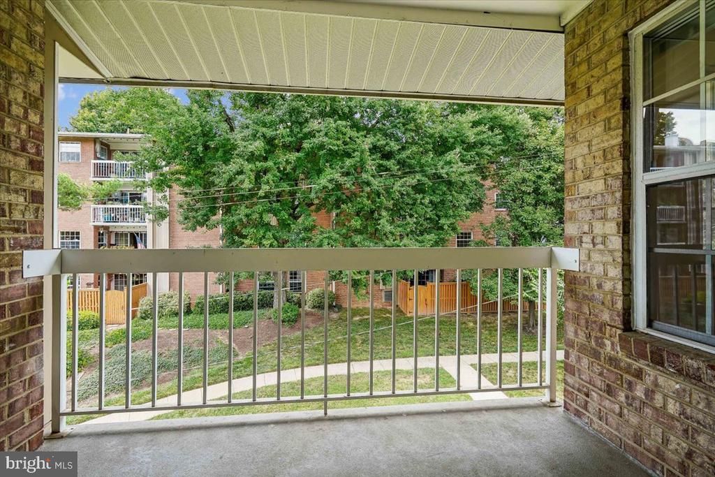 1935 WILSON LANE Unit: 304