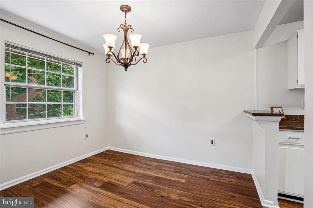 1935 WILSON LANE Unit: 304
