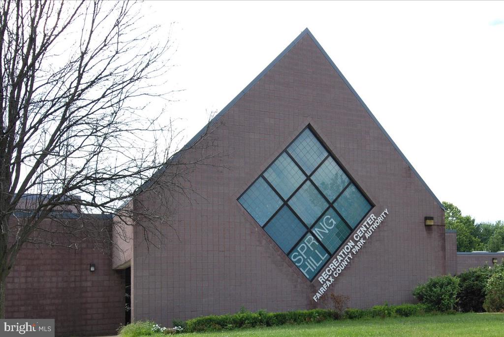 1935 WILSON LANE Unit: 304