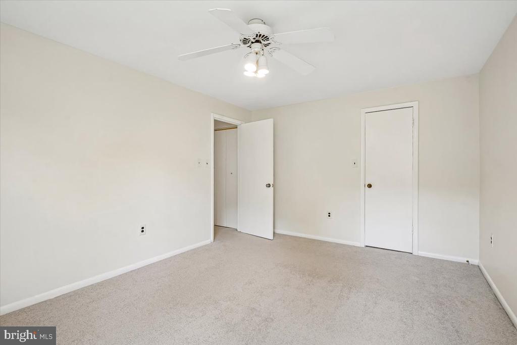 1935 WILSON LANE Unit: 304