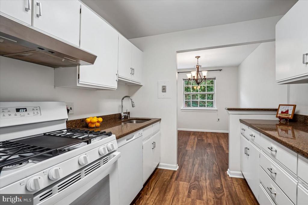 1935 WILSON LANE Unit: 304