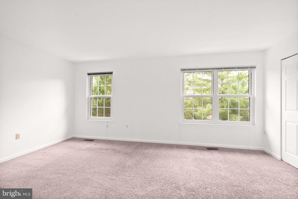 7369 RHONDDA DRIVE