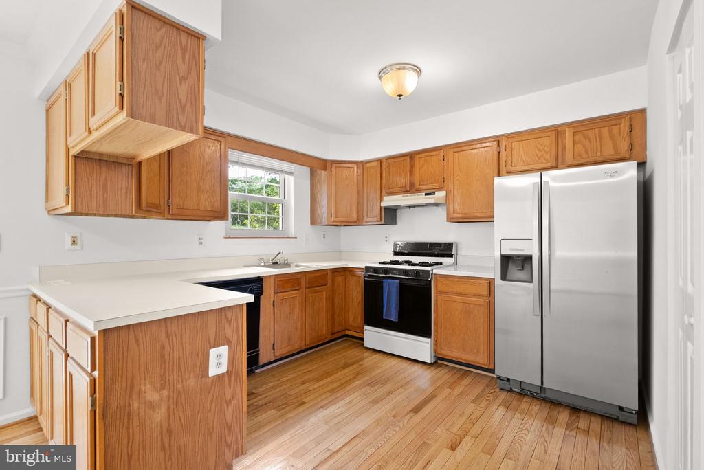 7369 RHONDDA DRIVE