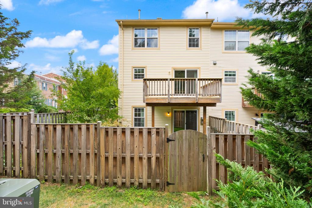 7369 RHONDDA DRIVE