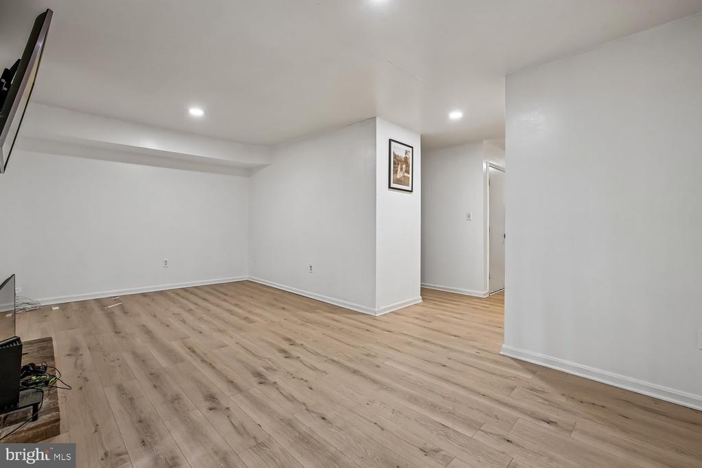 5944 NORHAM DRIVE