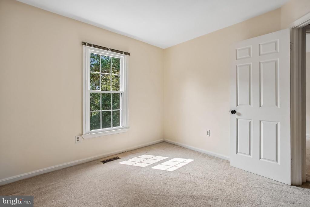 5944 NORHAM DRIVE