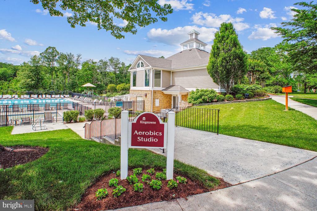 5944 NORHAM DRIVE