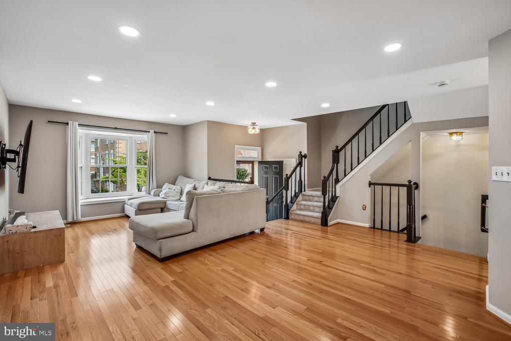 5944 NORHAM DRIVE