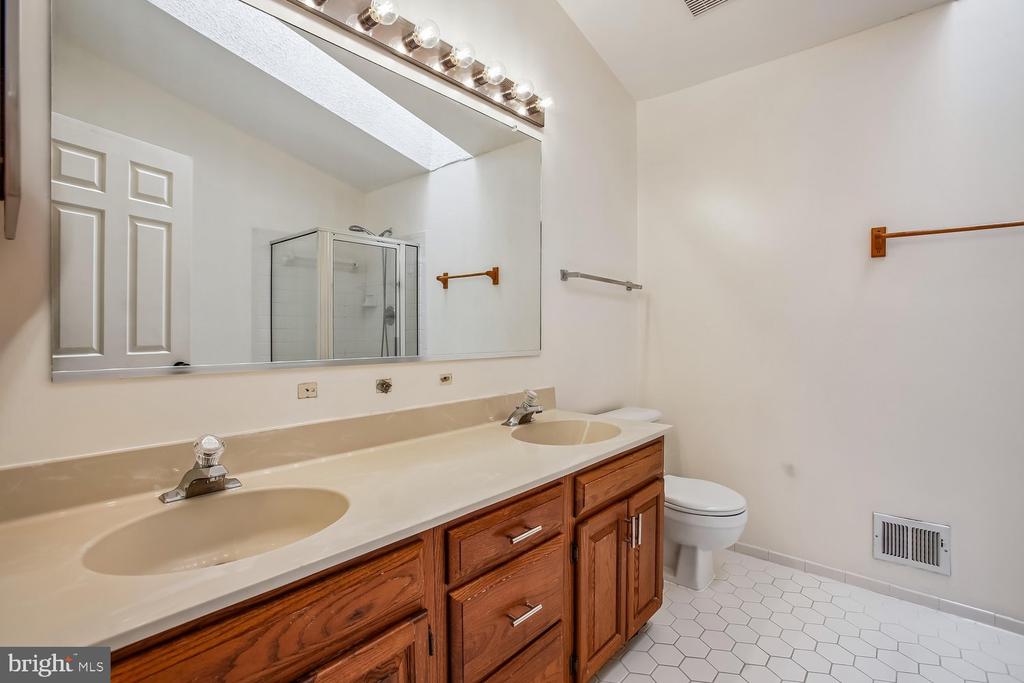 5944 NORHAM DRIVE
