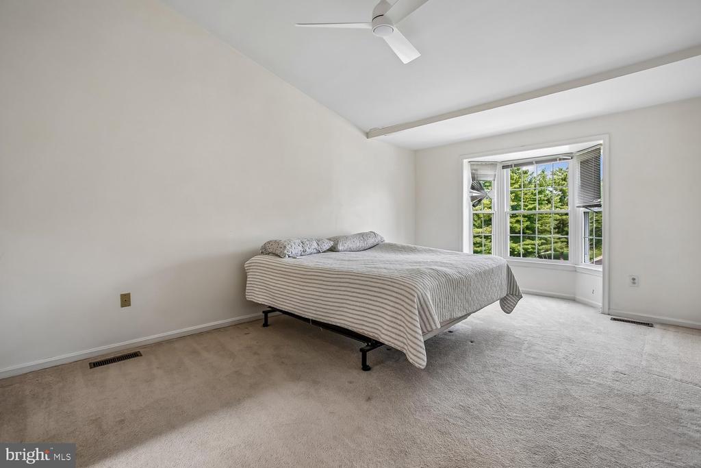 5944 NORHAM DRIVE