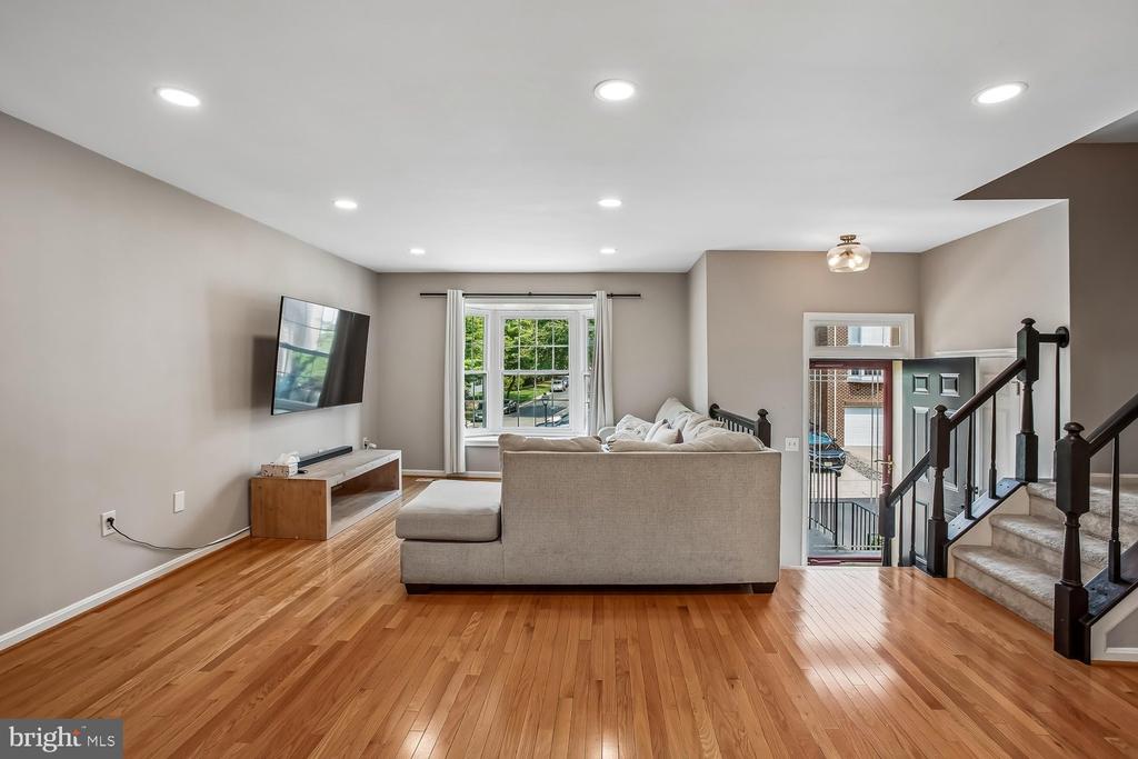 5944 NORHAM DRIVE