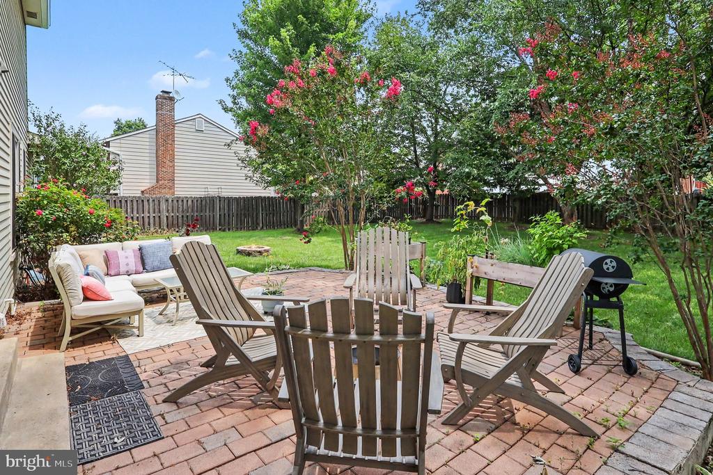 726 GENTLE BREEZE COURT