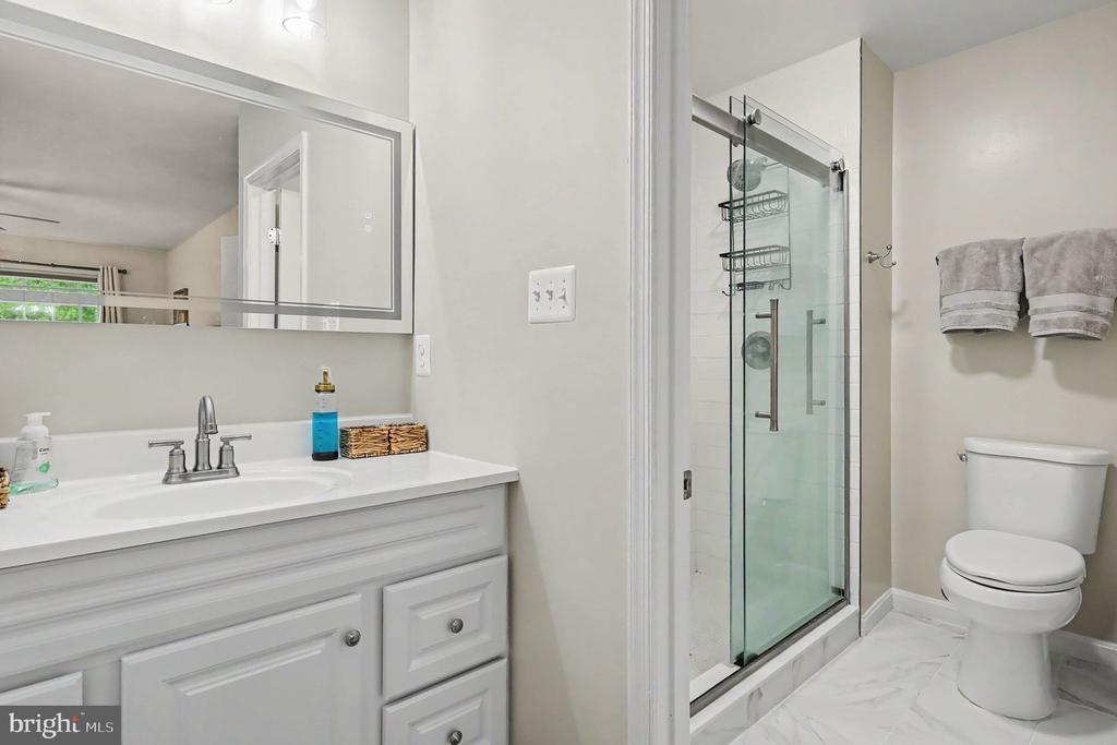 726 GENTLE BREEZE COURT