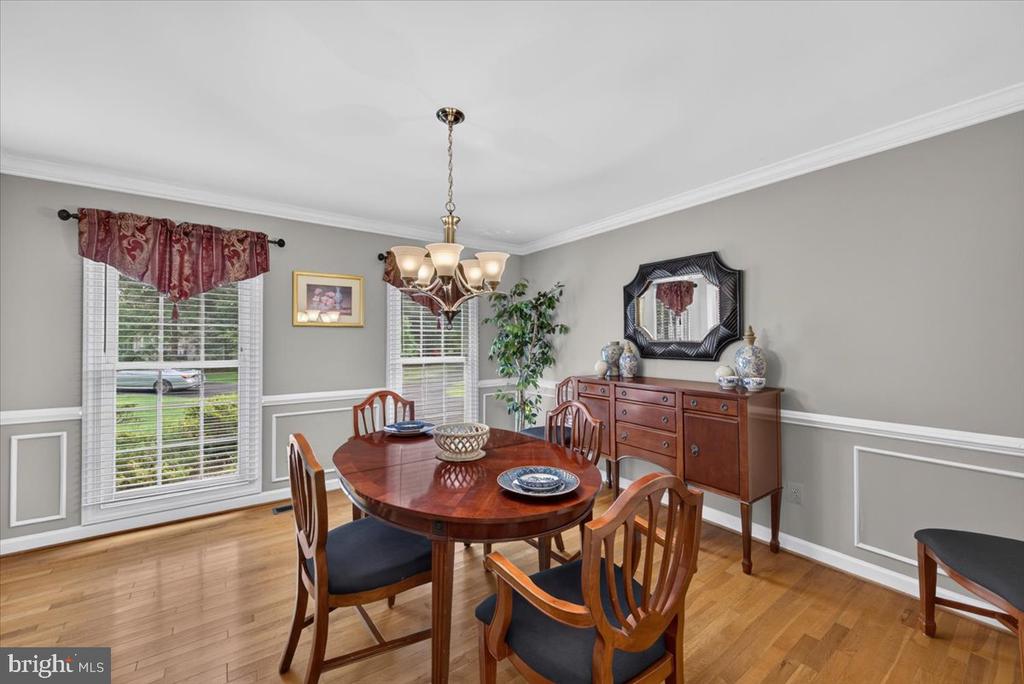 6300 LEE FOREST PATH