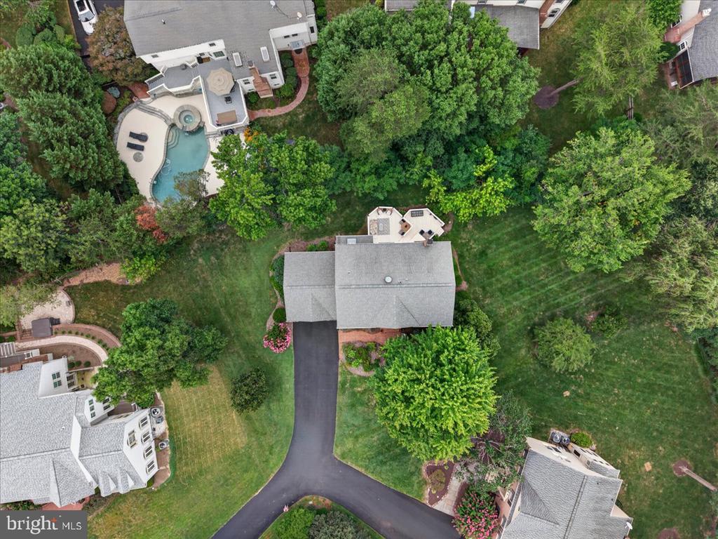 6300 LEE FOREST PATH
