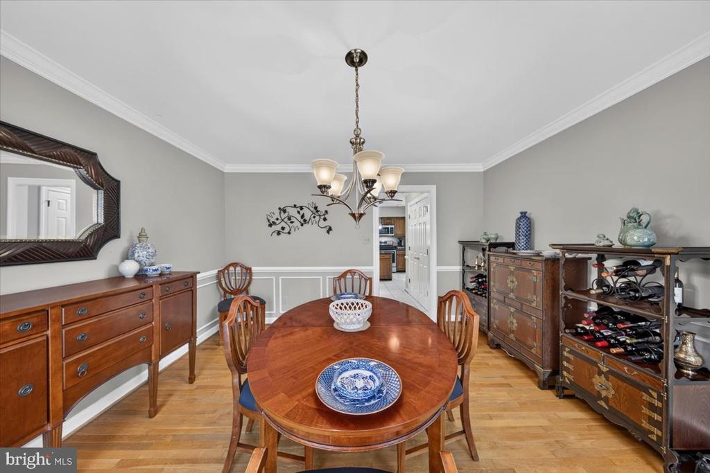 6300 LEE FOREST PATH