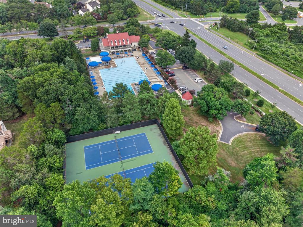 6300 LEE FOREST PATH