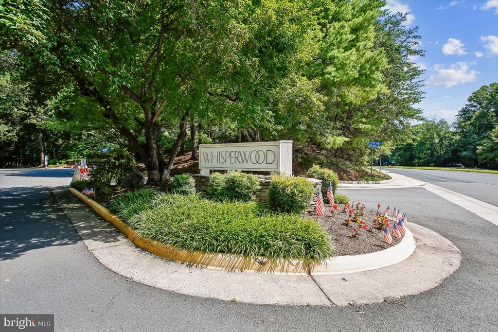 11194 SILENTWOOD LANE