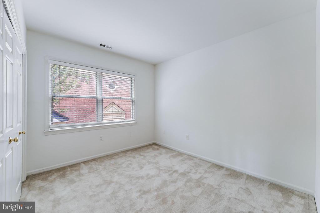 1443 HAMPTON HILL CIRCLE