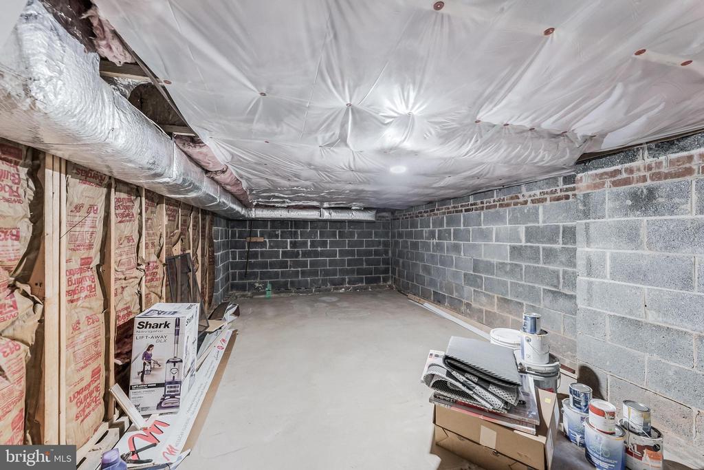 1443 HAMPTON HILL CIRCLE