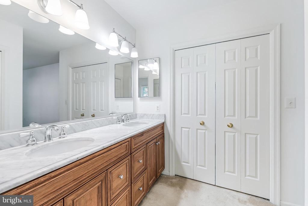 1443 HAMPTON HILL CIRCLE