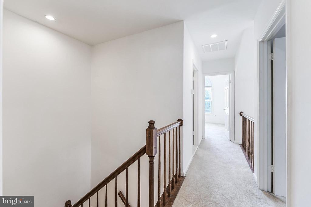 1443 HAMPTON HILL CIRCLE