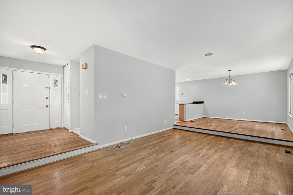 1514 GINGERWOOD COURT