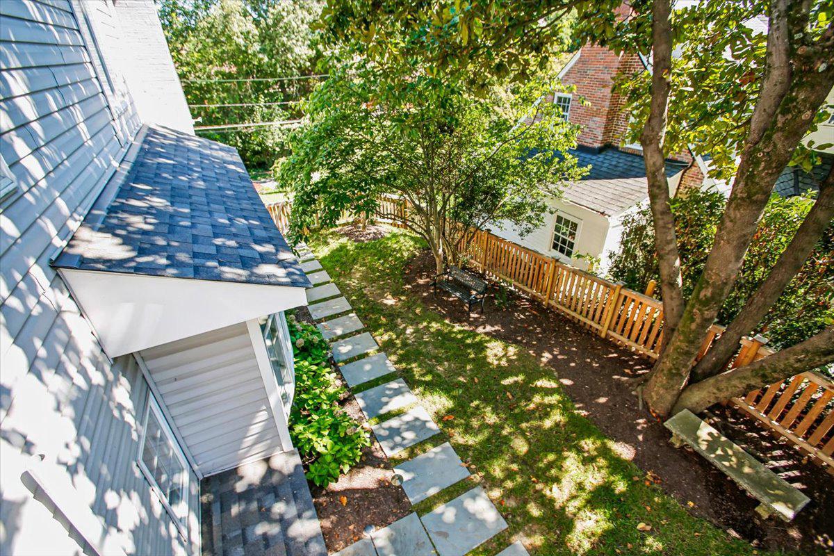 1909 BELFIELD ROAD