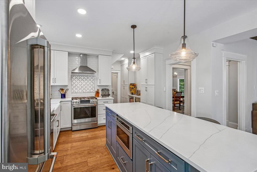 1909 BELFIELD ROAD