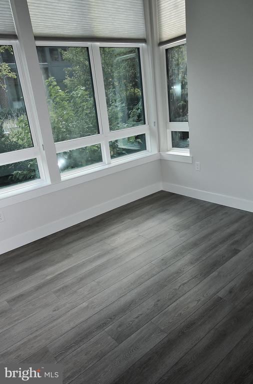 1761 OLD MEADOW ROAD Unit: 119