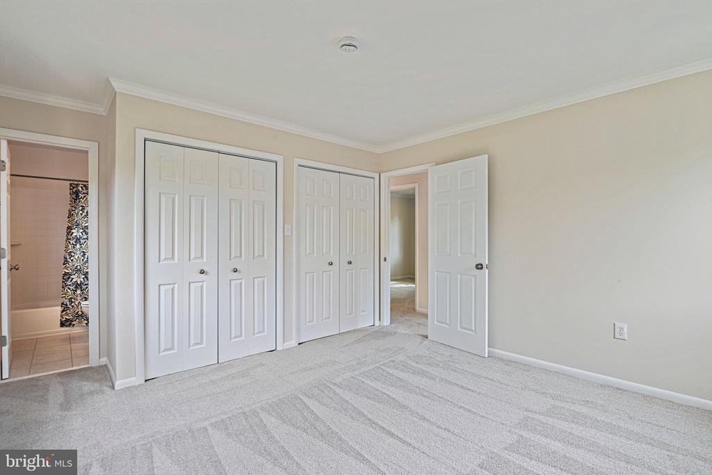 2830 CAMERON ROAD
