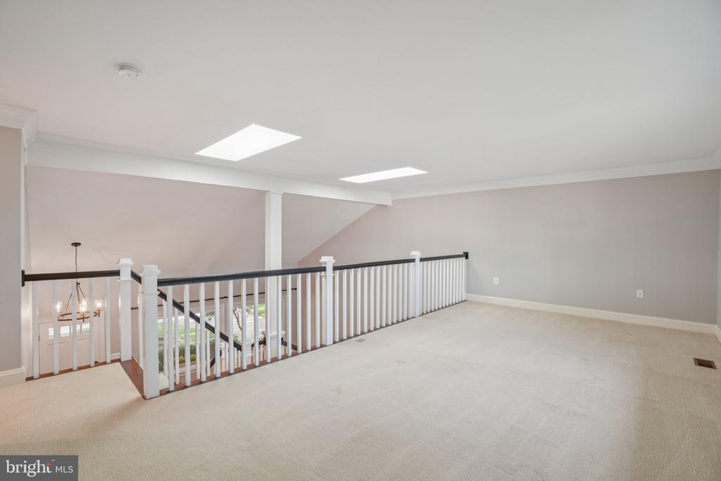 4339 STREAM BED WAY