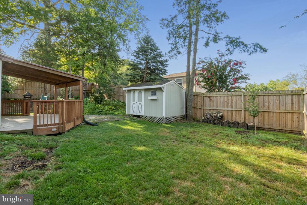 4339 STREAM BED WAY