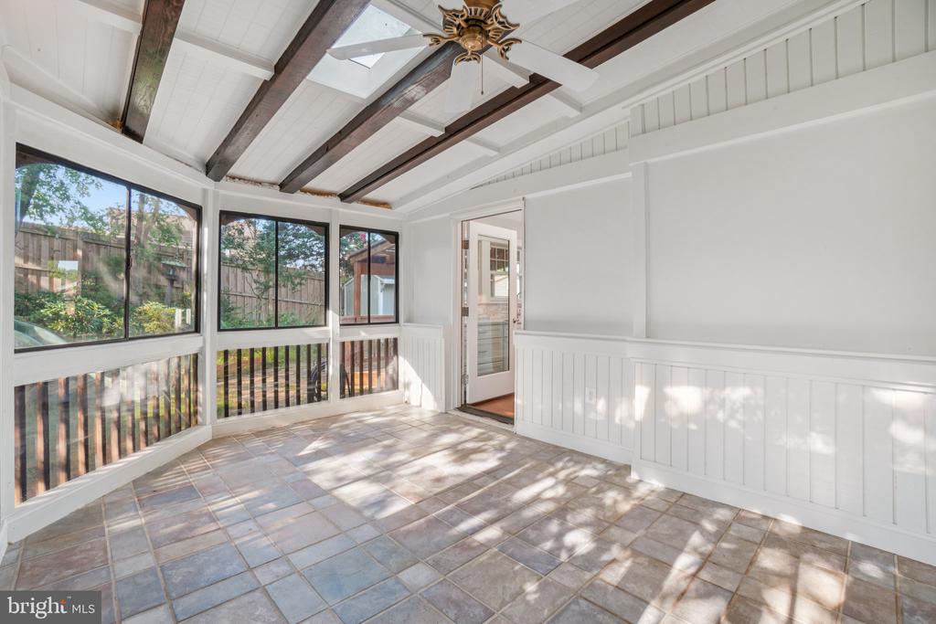 4339 STREAM BED WAY
