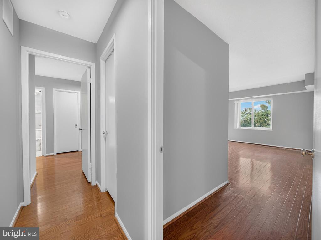 8350 GREENSBORO DRIVE Unit: 422