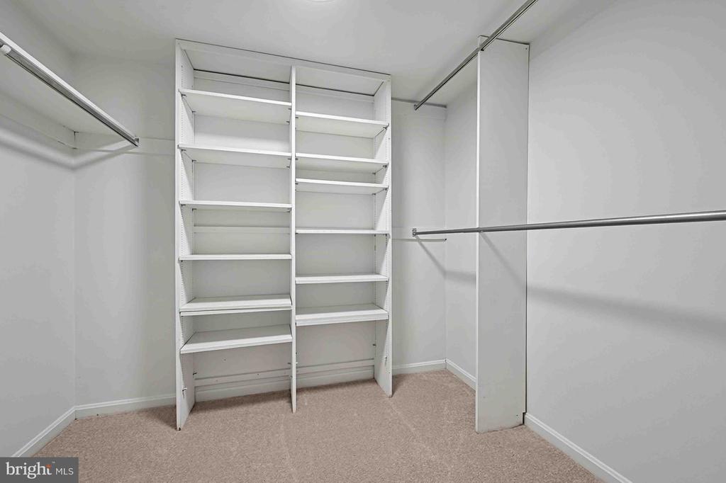 3101 BUCCANEER COURT Unit: 1