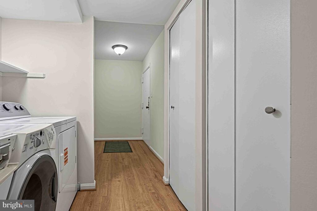 3101 BUCCANEER COURT Unit: 1